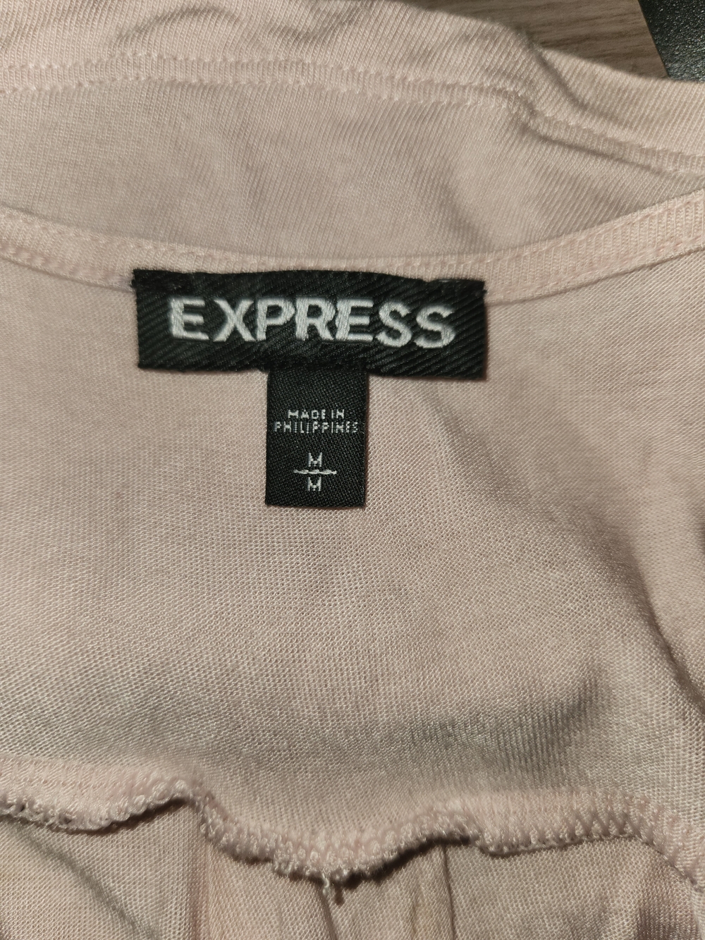 Express Women's Pale Pink Zip-Front Sleeveless Tank - Picture 4 of 4